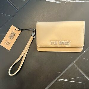 Steve Madden Sand Wristlet